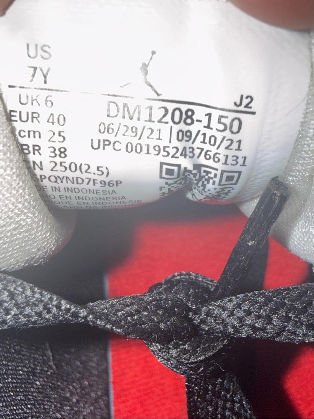 Size 7 (GS) - Jordan 1 SE High Ugly Christmas Sweater, Dm1207-150, Clean, W Box - Picture 8 of 11